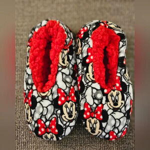 Disney Minnie Mouse Girls Houseshoes.